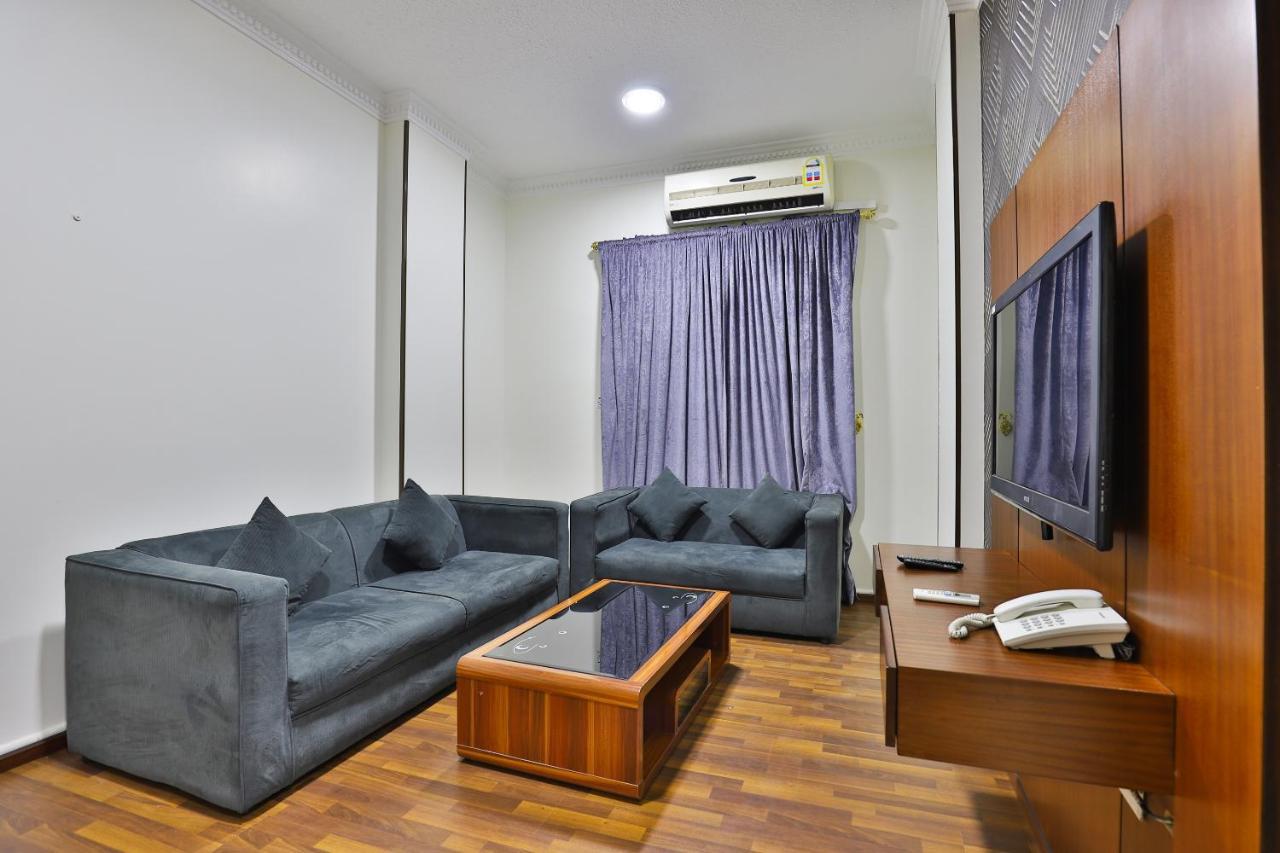 Hotel Oyo 288 Diafati Residential Units Nadinah Zewnętrze zdjęcie